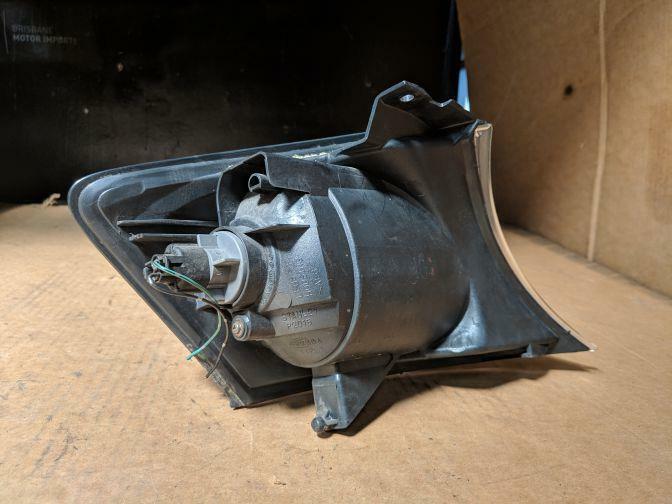 2005 MAZDA MPV LW LEFT CORNER LAMP 11/03-04/06