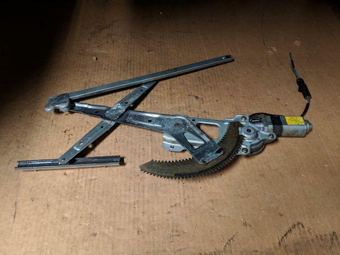 2000 NISSAN SILVIA S15 LEFT HAND POWER WINDOW REGULATOR 12/00-03/03 JDM