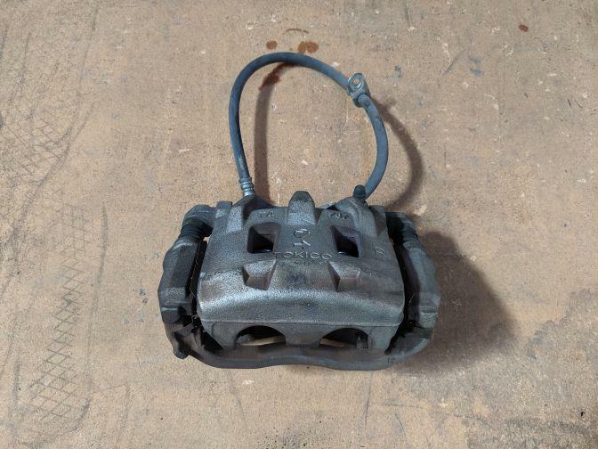 2005 SUBARU LEGACY BL5 FRONT RIGHT BRAKE CALIPER