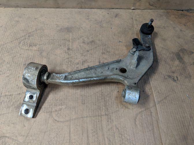 01/07 NISSAN X-TRAIL T30 FRONT LEFT LOWER CONTROL ARM