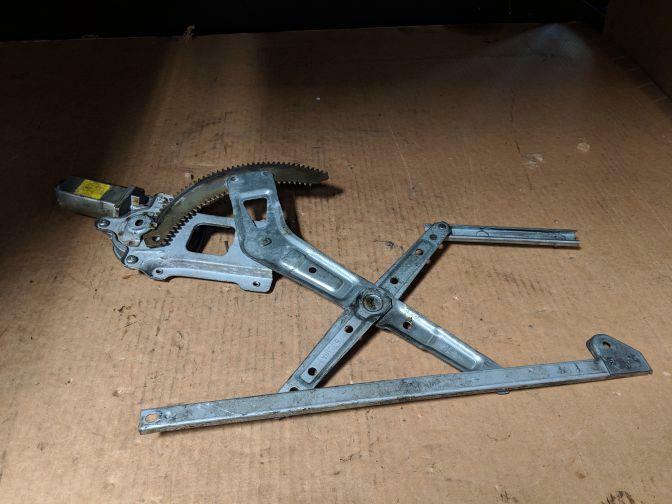 1993 NISSAN SKYLINE R33 FRONT LEFT WINDOW MOTOR AND REGULATOR 1993-98