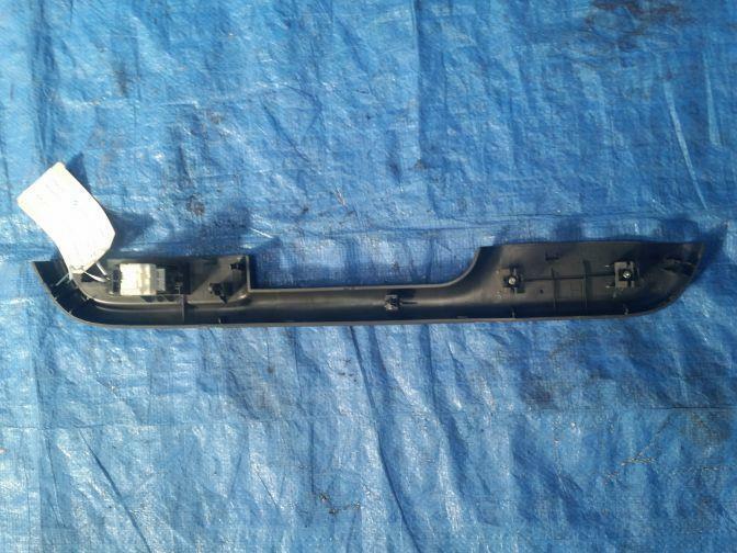 2007 NISSAN XTRAIL T30 REAR LEFT POWER WINDOW SWITCH RLHS