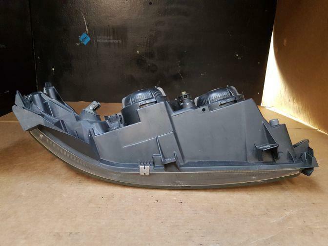 2004 VOLVO V70 YV1SW LEFT HALOGEN HEADLIGHT 03/00-12/07