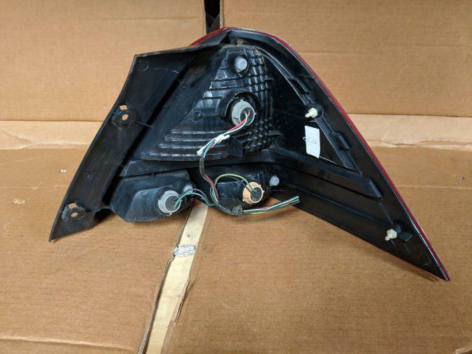 2005 HONDA ODYSSEY RB1LEFT TAILLIGHT 07/04-06/06