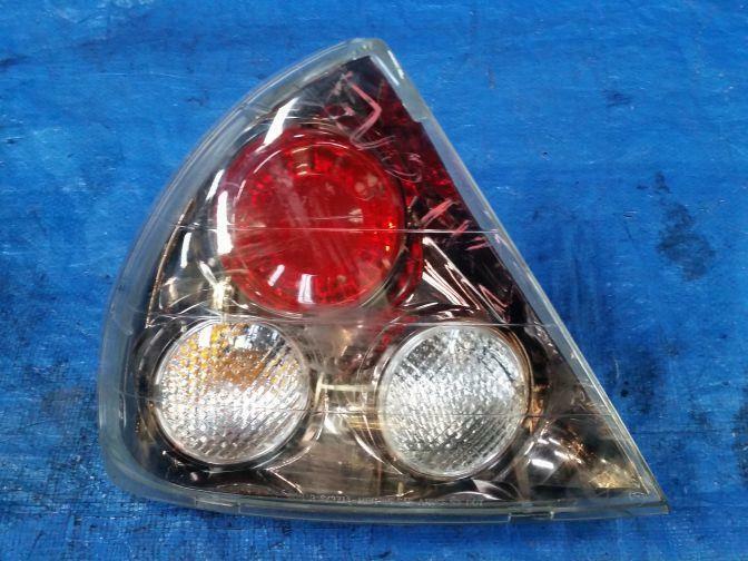 MITSUBISHI LANCER EVOLUTION 4 LEFT TAIL LIGHT