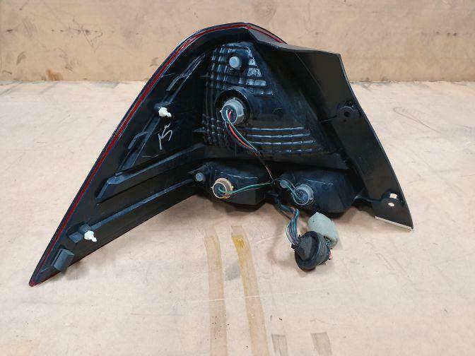 HONDA ODYSSEY RB1 RIGHT TAIL LIGHT 07/04-06/06