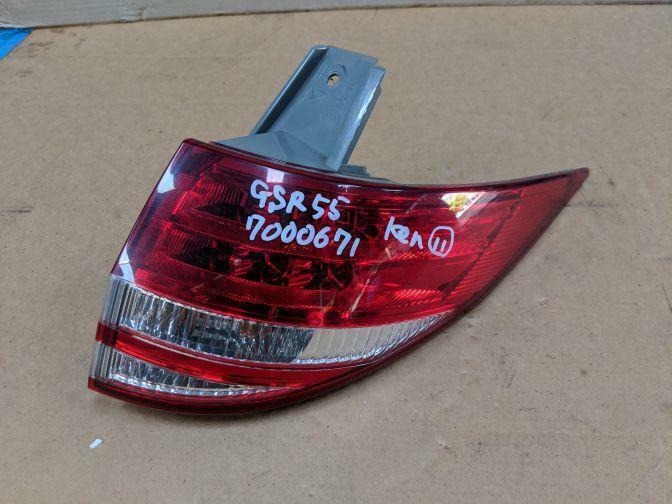 TOYOTA ESTIMA XR50 RIGHT HAND TAILLIGHT 2005-18