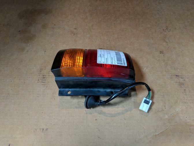 1999 NISSAN ELGRAND E50 LEFT HAND TAILLIGHT LHS 05/97-05/02