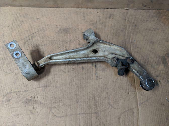 01/07 NISSAN X-TRAIL T30 FRONT LEFT LOWER CONTROL ARM