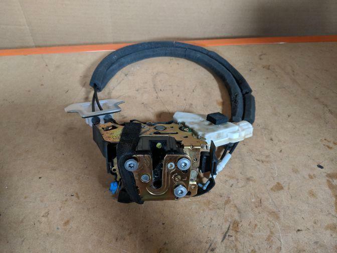 2002 NISSAN 350Z LEFT DOOR LOCK ACTUATOR 12/02-04/09