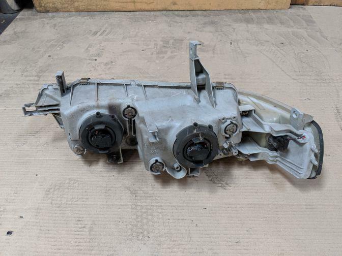 HONDA ACCORD CD SEDAN LEFT HAND HEADLIGHT 1995