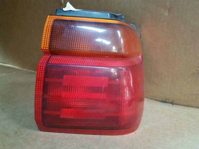 1996 NISSAN STAGEA C34 RIGHT HAND TAILLIGHT 1996-2001