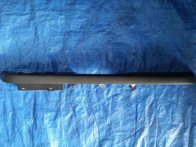 01/2007 NISSAN XTRAIL T30 FRONT RIGHT MASTER POWER WINDOW SWITCH