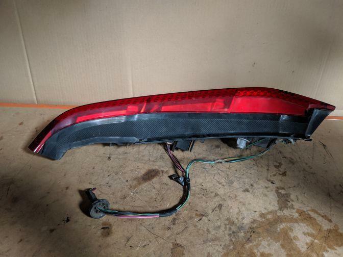 09/06 NISSAN X-TRAIL T30 RIGHT HAND TAILLIGHT