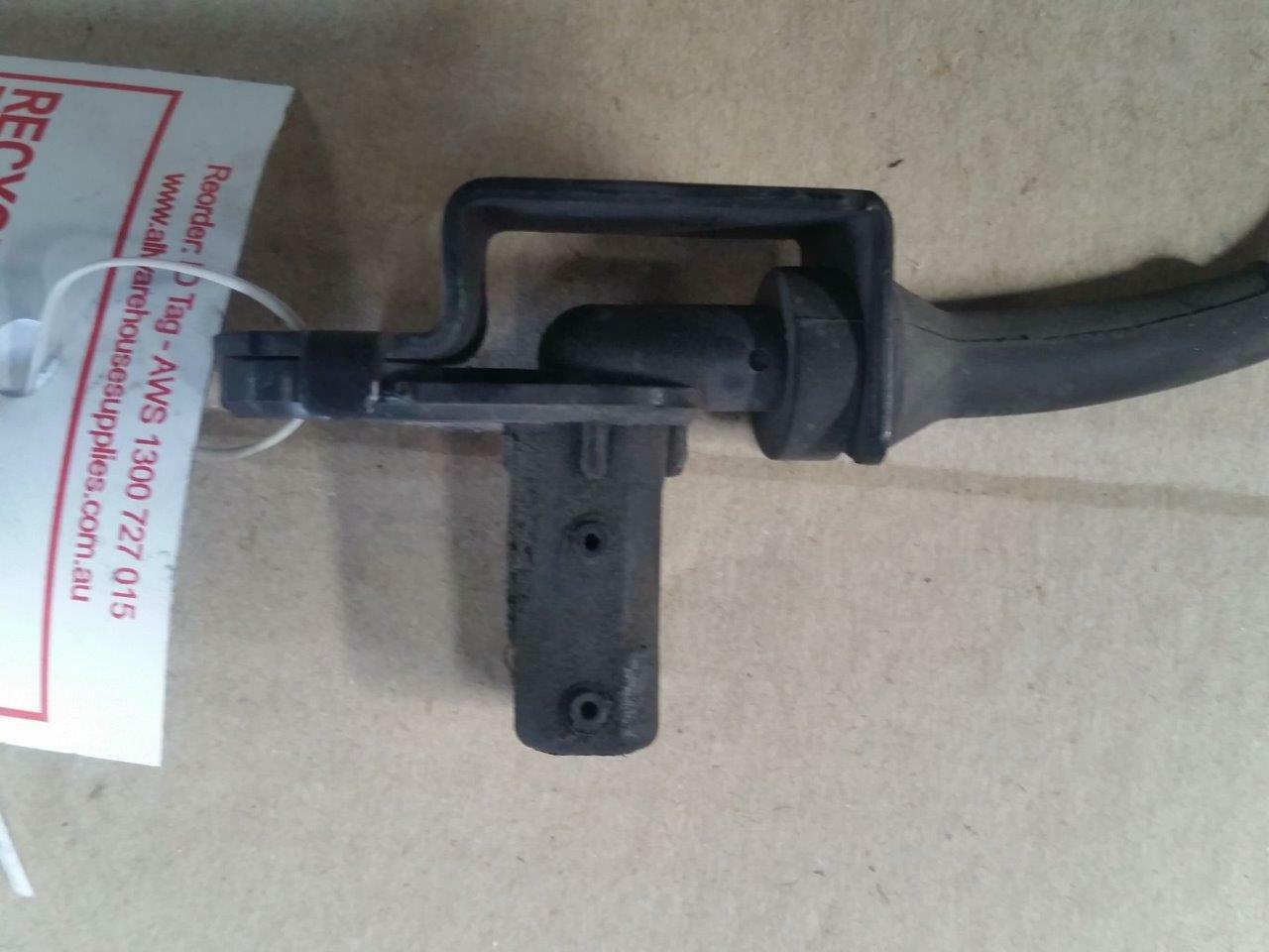 NISSAN FAIRLADY Z33 350Z FRONT LEFT ABS SENSOR 2002-2008