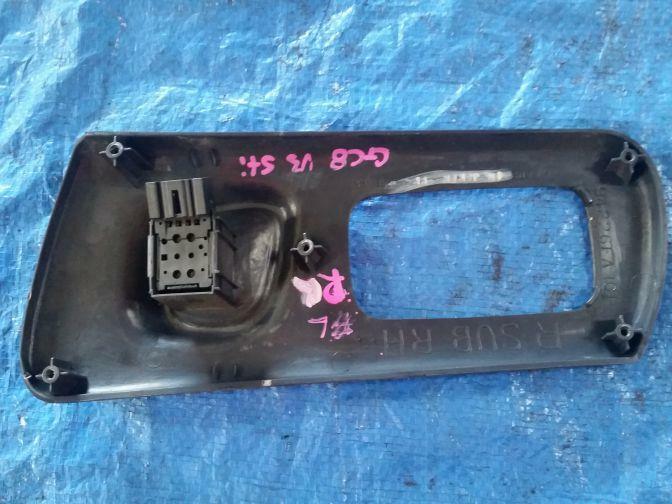 SUBARU IMPREZA STI GC8 V3 REAR RIGHT POWER WINDOW SWITCH