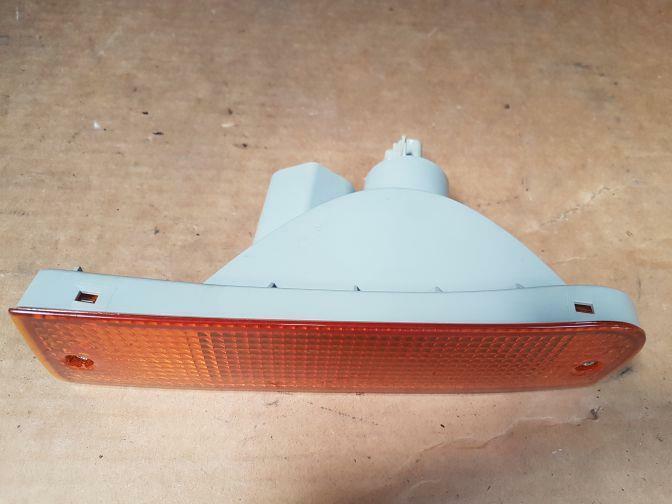 1993 TOYOTA SURF LEFT 4WD FRONT BAR INDICATOR FLASHER