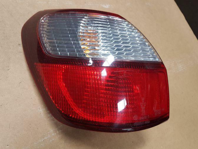 1998-2003 SUBARU LEGACY B4 LEFT HAND TAILLIGHT