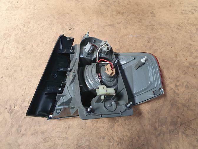 2008 SUBARU LIBERTY 4TH GEN LEFT TAIL LIGHT 09/06-08/09 SEDAN TYPE