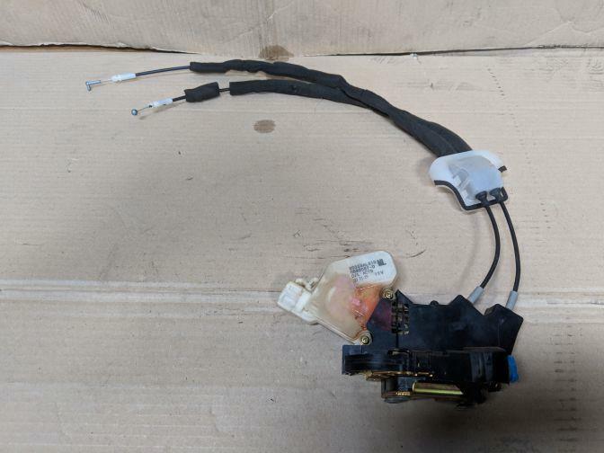2004 NISSAN 350Z LEFT DOOR LOCK ACTUATOR 12/02-04/09