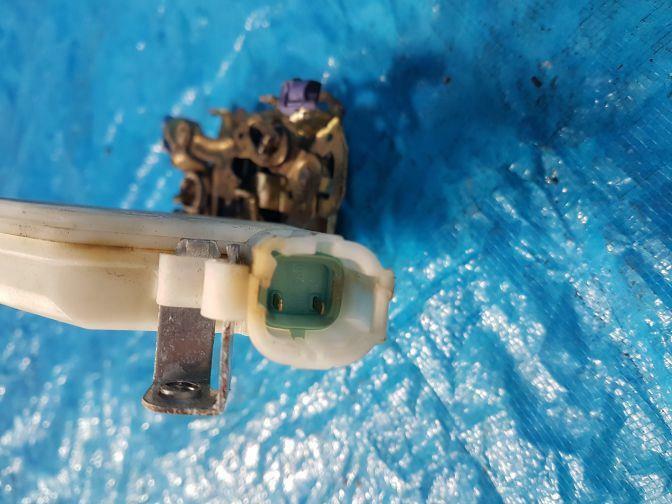 09/04 NISSAN XTRAIL T30 REAR LEFT DOOR LOCK ACTUATOR