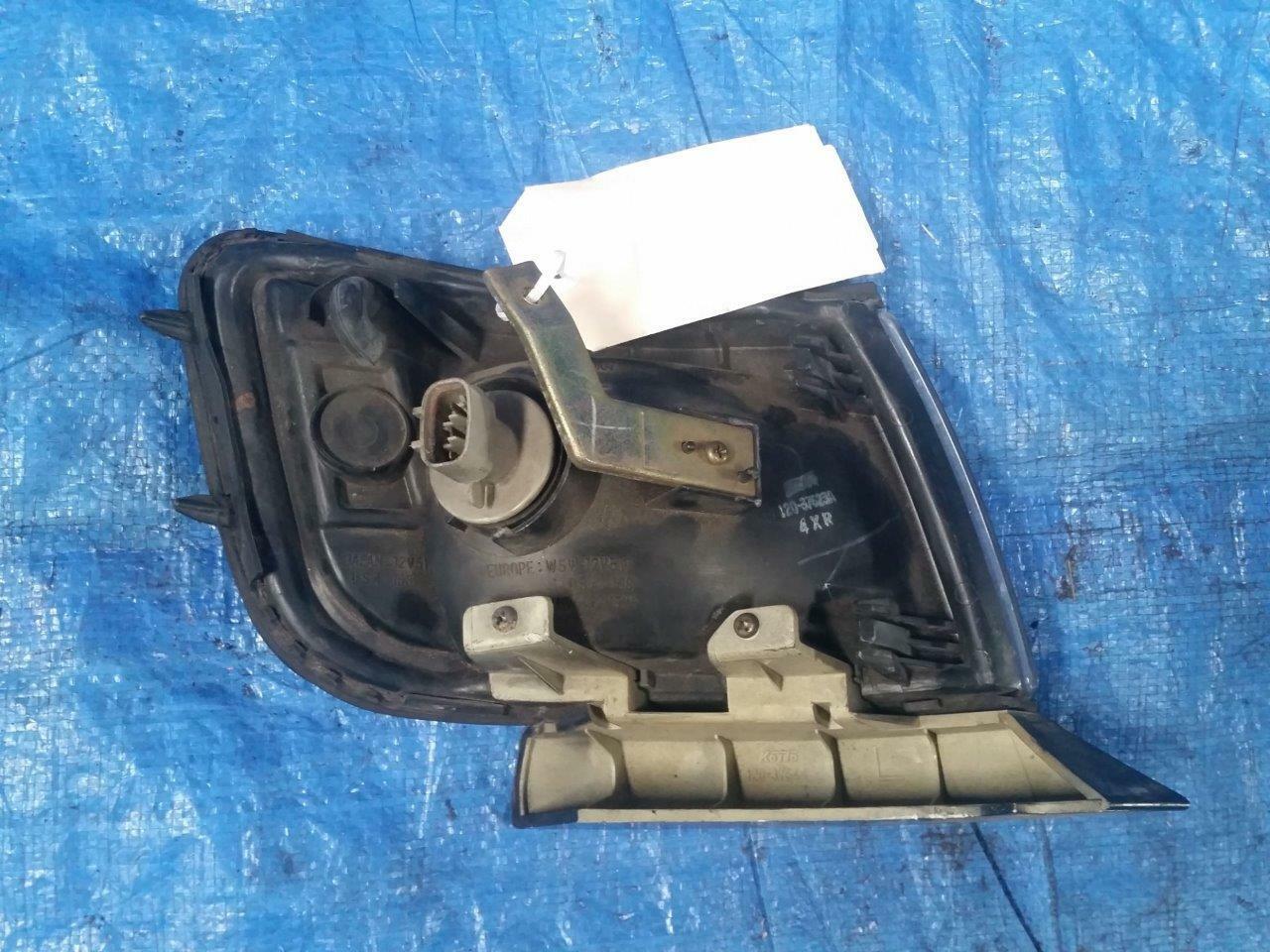 MITSUBISHI RVR LEFT HEADLIGHT INDICATOR CLEAR ONE PLUG