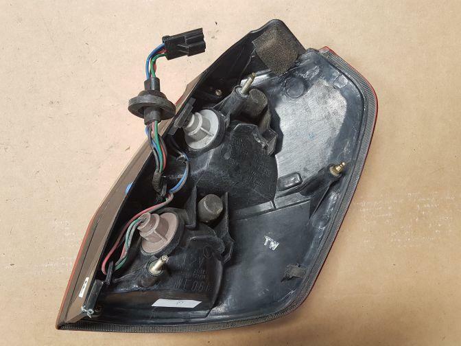 1998-2003 SUBARU LEGACY B4 LEFT HAND TAILLIGHT