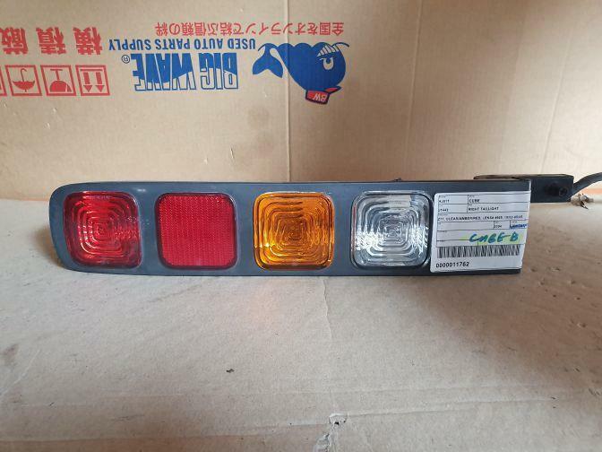 2004 NISSAN CUBE Z11 LEFT HAND TAILLIGHT 10/02-05/05