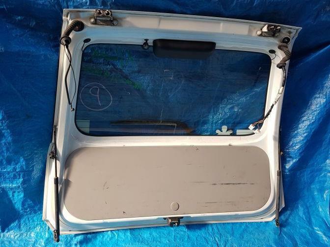 2005 NISSAN X-TRAIL T30 TAILGATE WHITE QX1