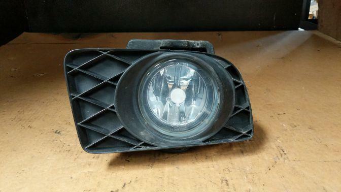 MAZDA BONGO LEFT BUMPER FOGLIGHT