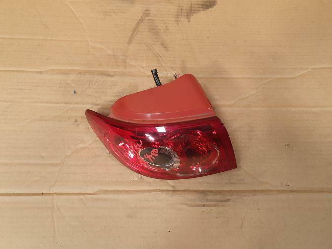 2006 MAZDA 2 DY LEFT HAND TAILLIGHT 11/03-08/07 NEO/MAXXI RED INSERT