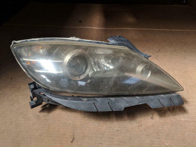 2005 MAZDA RX8 RIGHT XENON HEADLIGHT 07/03-06/08