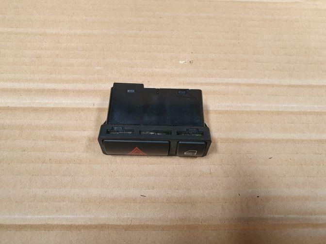 BMW Z4 E85 HAZARD SWITCH 08/03-02/09