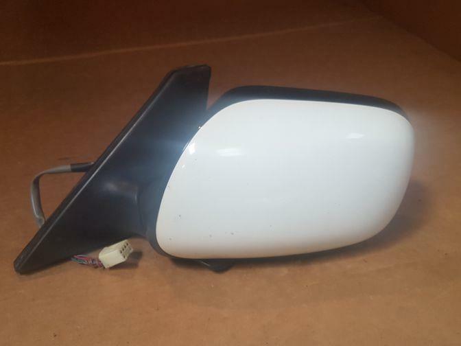 2003 LEXUS IS200 SXE10 LEFT MIRROR RECTANGULAR PLUG 08/01-10/05