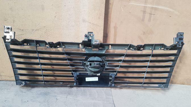 2003 NISSAN ELGRAND E51 LOWER MAIN GRILL 05/02-08/04 SERIES 1