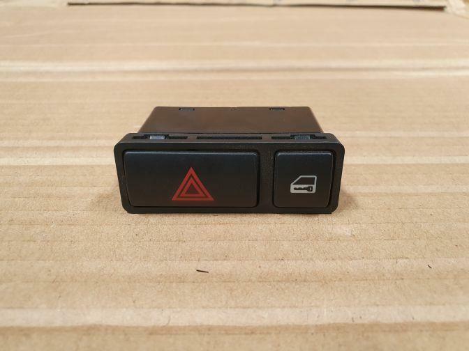 BMW Z4 E85 HAZARD SWITCH 08/03-02/09