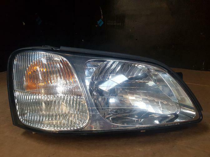 1999 SUBARU LIBERTY 3RD GEN RIGHT HEADLIGHT 11/98-06/01