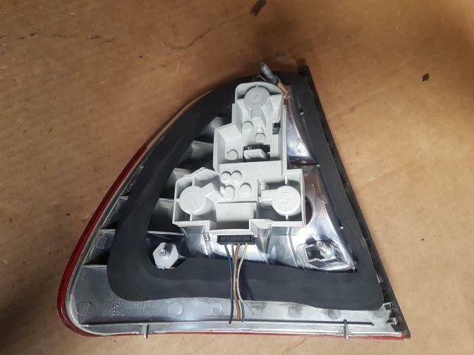 2005 BMW 3 SERIES E46 WAGON RIGHT HAND TAILLIGHT 06/02-01/05