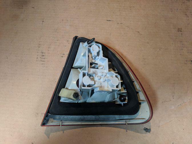 2003 BMW 3 SERIES E46 WAGON LEFT HAND TAILLIGHT 06/02-01/05