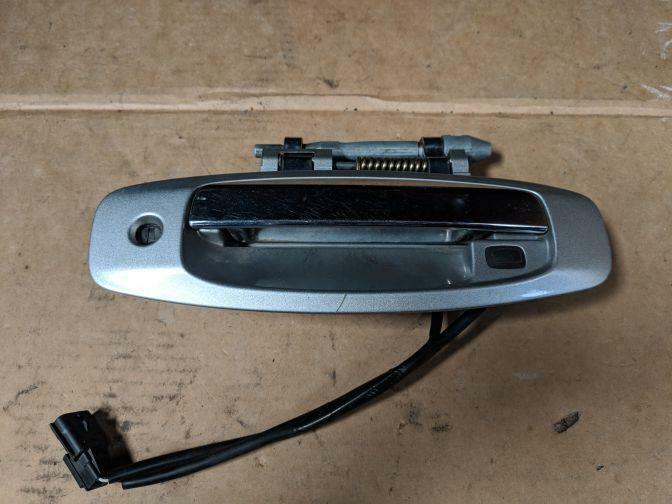 2010 NISSAN SKYLINE R35 GTR RIGHT OUTER DOOR HANDLE RHS