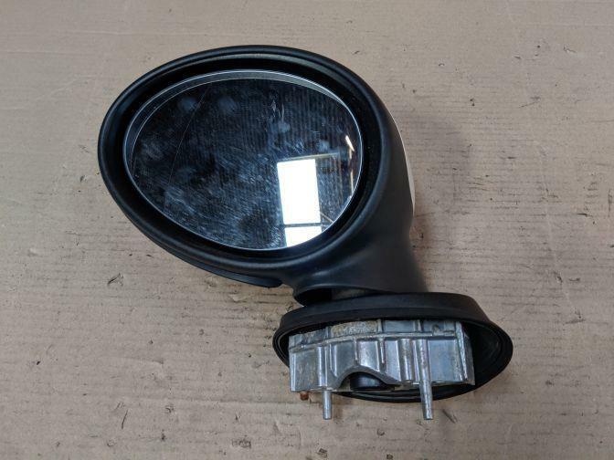 2008 MINI COOPER R55/R56/R57 LEFT MIRROR MANUAL FOLDING TYPE