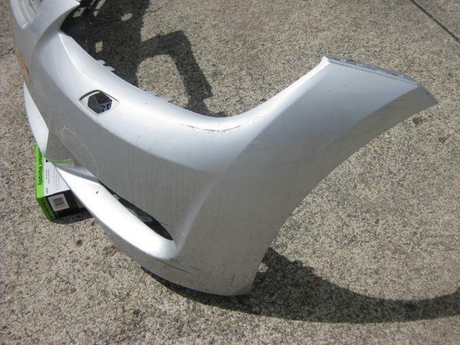 2005 BMW 3 SERIES E90 SEDAN FRONT BUMPER BAR HEADLIGHT WASHER TYPE