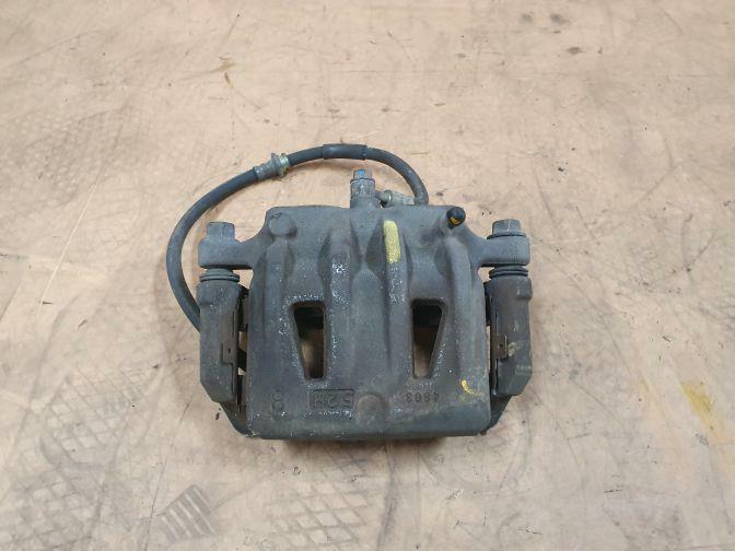 NISSAN ELGRAND E51 FRONT RIGHT BRAKE CALIPER 05/02-12/10