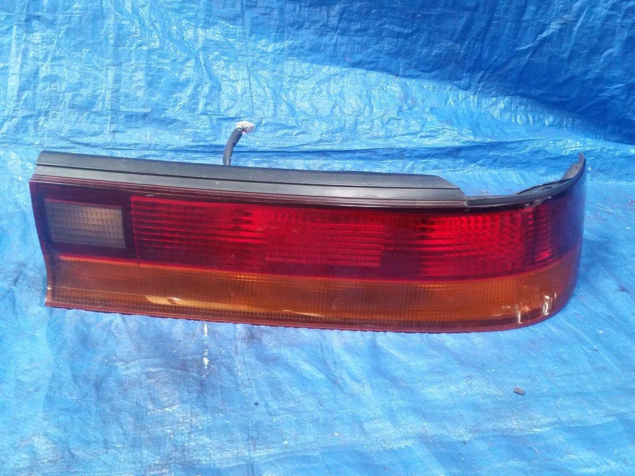 TOYOTA CHASER JZX90 JDM RIGHT TAIL LIGHT SMALL CLEAR