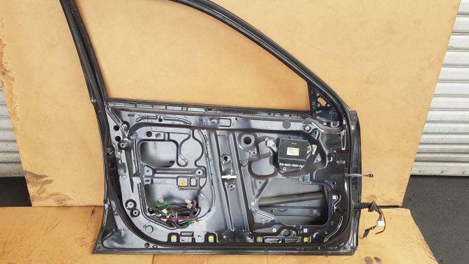 1997 TOYOTA ARISTO JZS161 FRONT LEFT DOOR SHELL