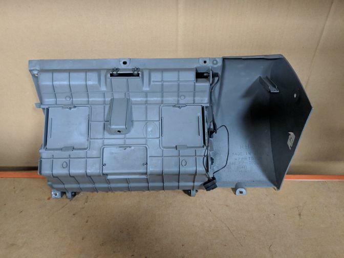 2002 SUBARU FORESTER SF9 GLOVEBOX 08/97-06/02