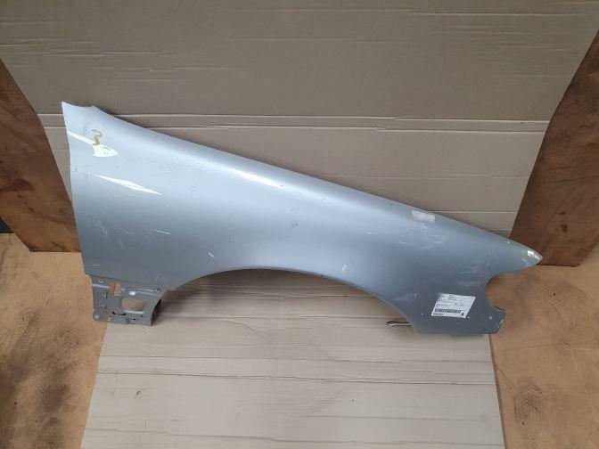 TOYOTA ARISTO JZS147 V300 RIGHT FENDER RHS DRIVERS GUARD 1991-1997