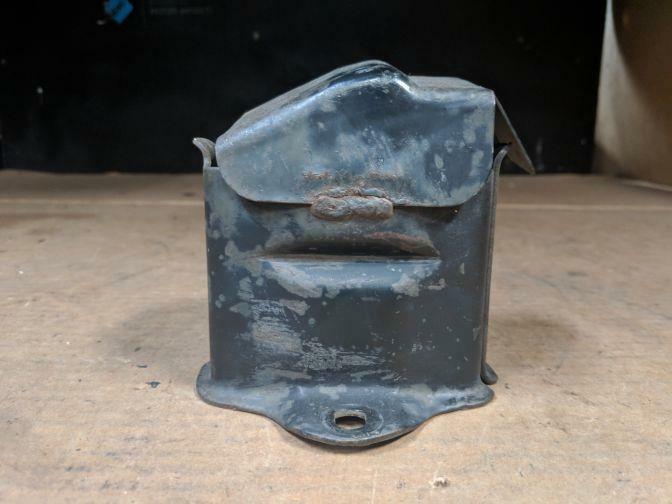 2000 NISSAN ELGRAND E50 LEFT BUMPER MOUNTING BRACKET 05/97-05/02 RIDER TYPE