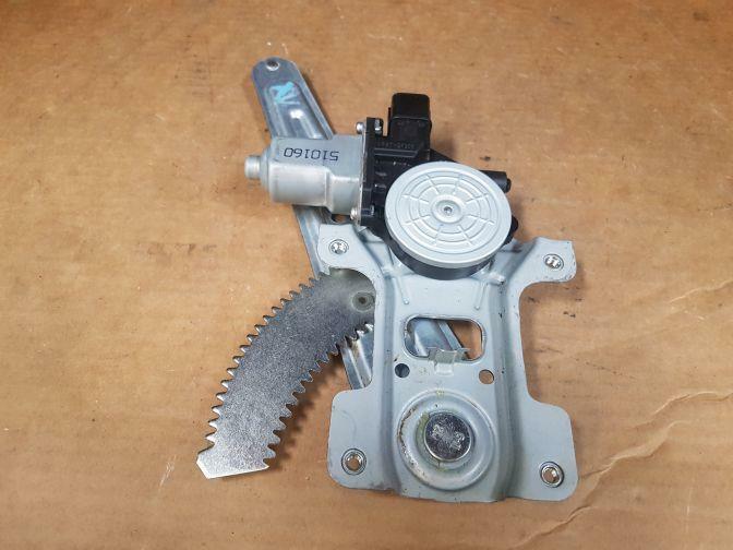 2015 SUBARU XV G4X REAR RIGHT POWER WINDOW REGULATOR 2012-