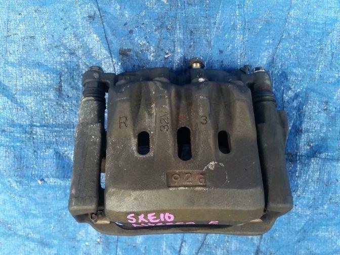 TOYOTA ALTEZZA RS200 SXE10 FRONT RIGHT BRAKE CALIPER
